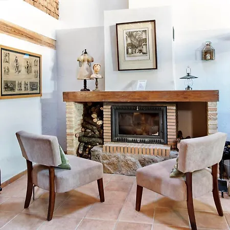 Hestia Vut * Ayllón