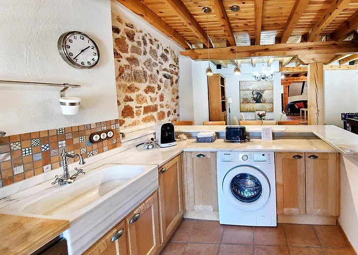 Hestia Vut 펜션 Ayllón